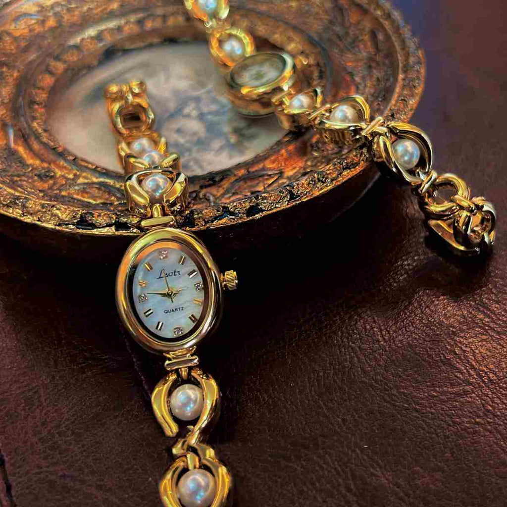 Klocka med unika detaljer