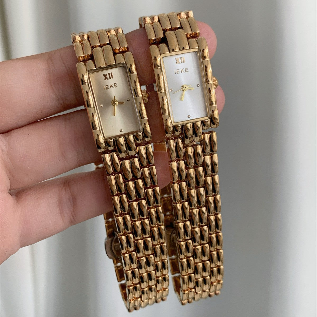 Elegant, simpel klocka